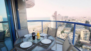 Luxury Hotel Suite with Sea View, Tel Aviv